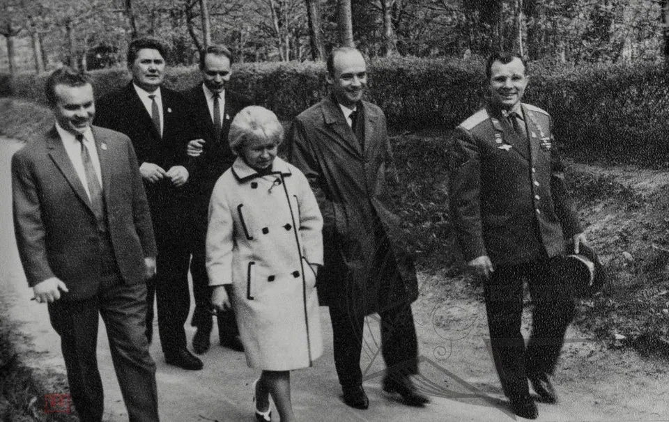 А. Пахмутова , Н. Добронравов. Композитор, Поэт. "Нежность " Автографы